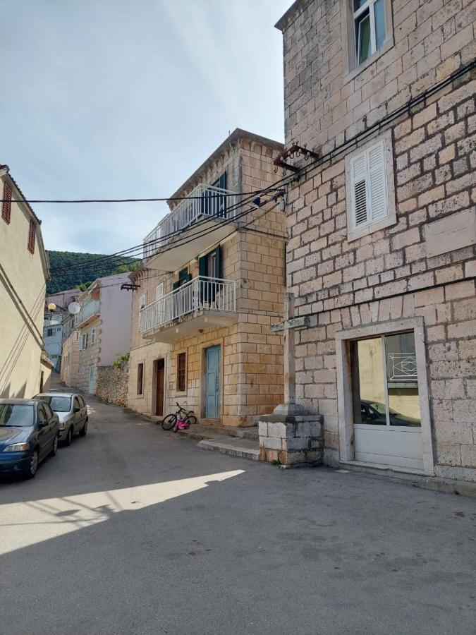Apartmani Antonia Račišće 외부 사진