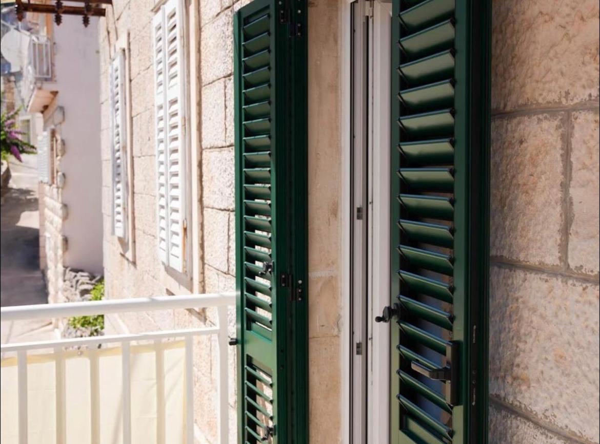 Apartmani Antonia Račišće 외부 사진