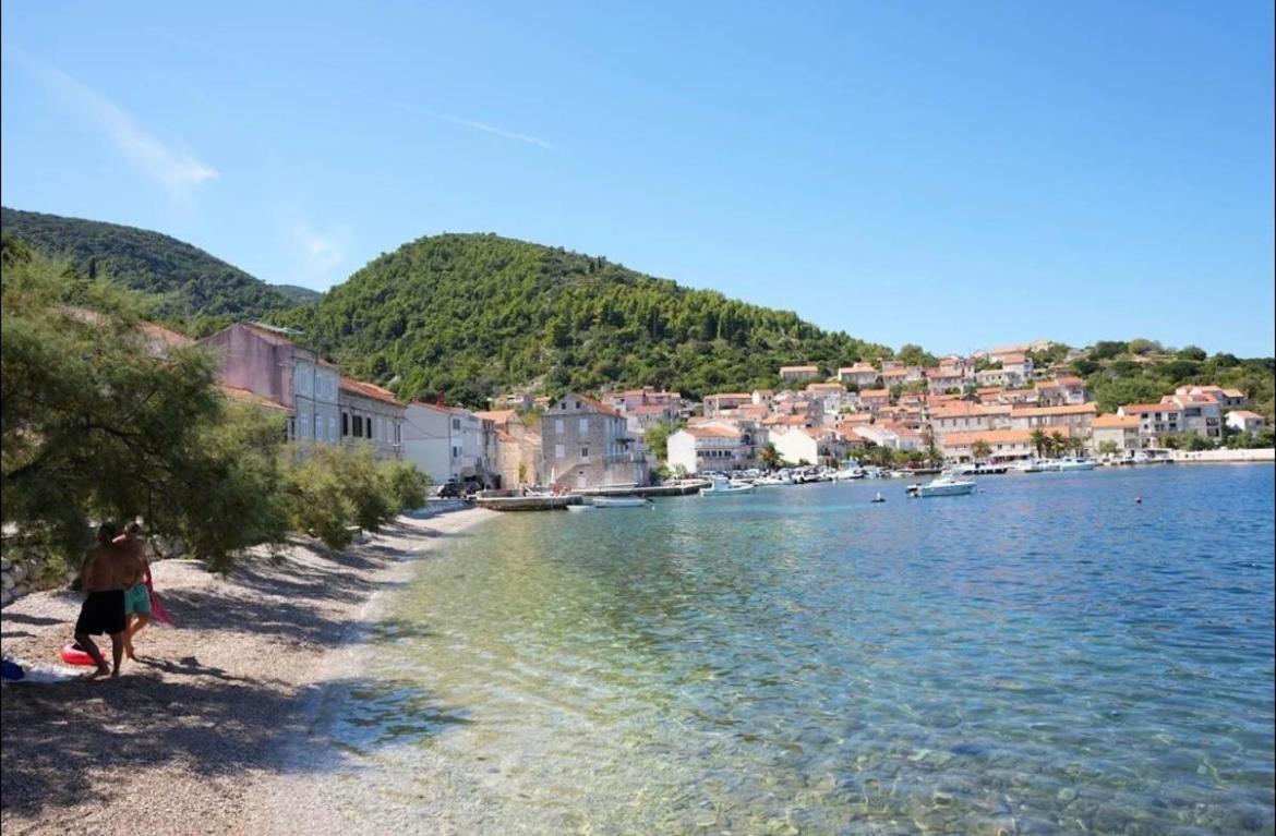 Apartmani Antonia Račišće 외부 사진