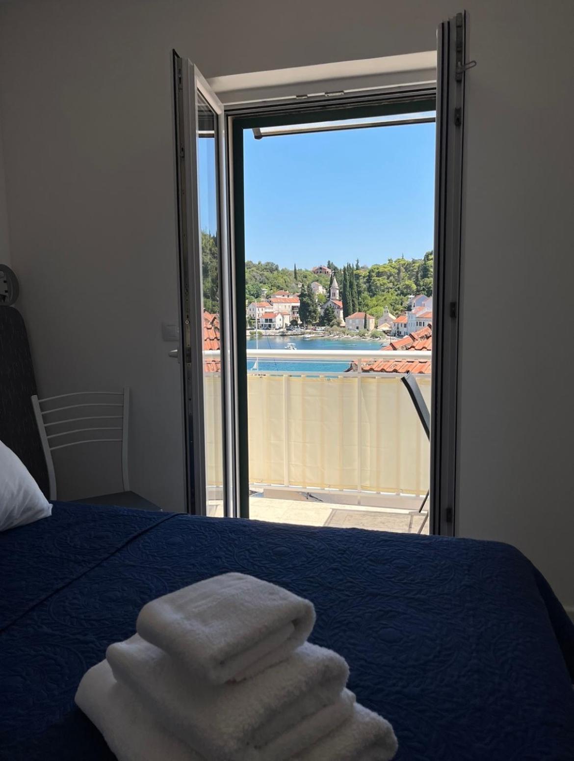 Apartmani Antonia Račišće 외부 사진